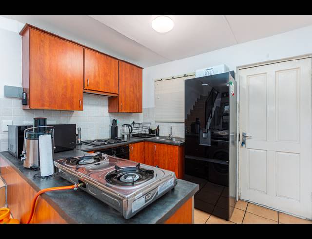 2 BEDROOM APARTMENT SOLD IN BOSTON